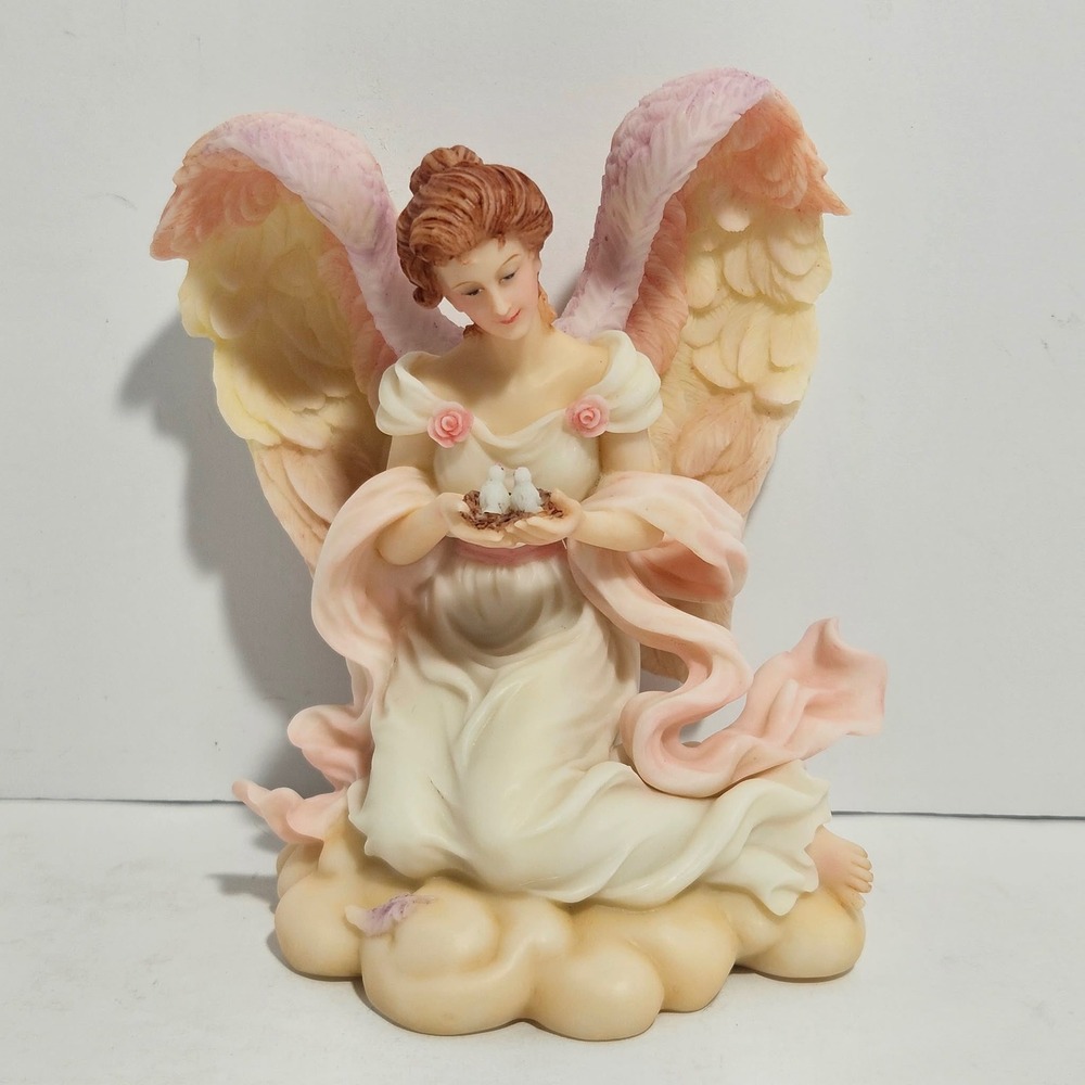 Roman Seraphim Classics Tess Tender One Angel Figurine 1998 Charter Year 78101